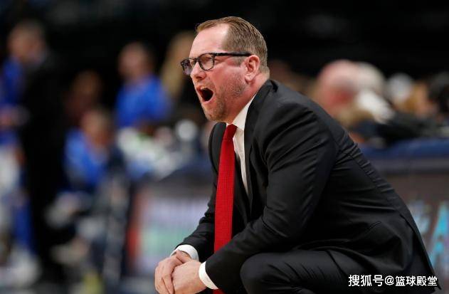  洛里昂主教练赛后暗示将辞职  