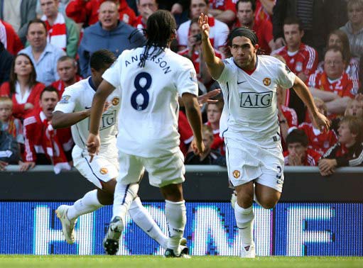  切尔西主场迎战强敌曼联上演进球大战盛宴